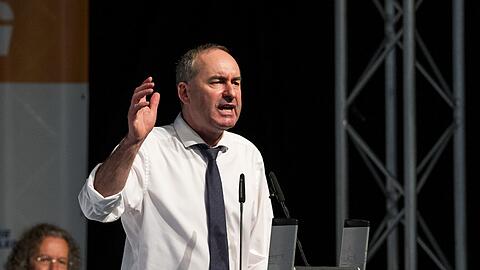 "Selbstverständlich ist Hubert Aiwanger unser Aushängeschild", sagt Bayerns Digitalminister Mehring.