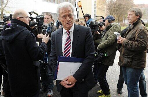 Muss nacharbeiten: Verkehrsminister Peter Ramsauer (CSU)