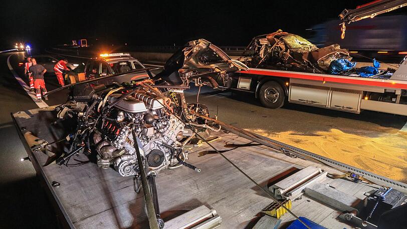 Ein 26-jähriger Fahrer starb bei einem Horrorcrash auf der A3 Richtung Aschaffenburg.