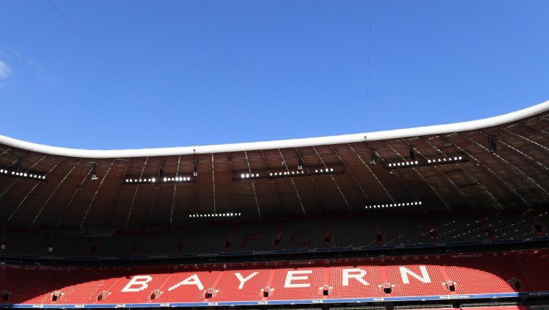 Blick auf die leere Tribüne der Allianz Arena in München.
