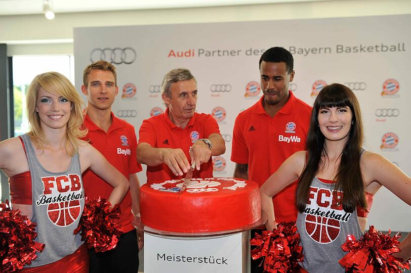 Team-Präsentation und Auto-Übergabe im Audi-Forum in Ingolstadt. Die Bilder.