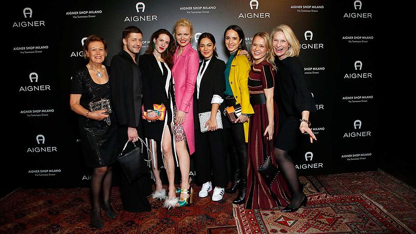 Evi Brandl, Designer Christian Beck, Julia Malik, Franziska Knuppe, Nilam Farooq, Stephanie Stumph, Nova Meierhenrich und Sibylle Schön (v. l.