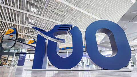 Auch im Jubil&auml;umsjahr bleiben die Passagiere der Lufthansa nicht von Streiks verschont.