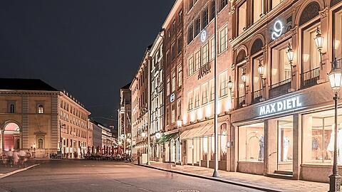 Nicht zuf&auml;llig in bester Lage: Das Modegesch&auml;ft mit eigener Schneiderei in der Residenzstra&szlig;e, Max Dietl.