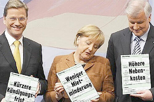 Für Mieter ist der Koalitionsvertrag von Guido Westerwelle (FDP), Angela Merkel (CDU) und Horst Seehofer (CSU) ein Horror-Werk: Auf sie kommt jede Menge Ärger zu.