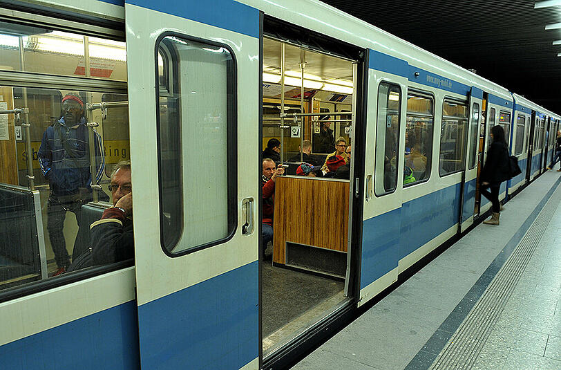 Der Stadtrat zwingt die MVG, kostenloses WLAN in Ubahn und Bussen anzubieten.