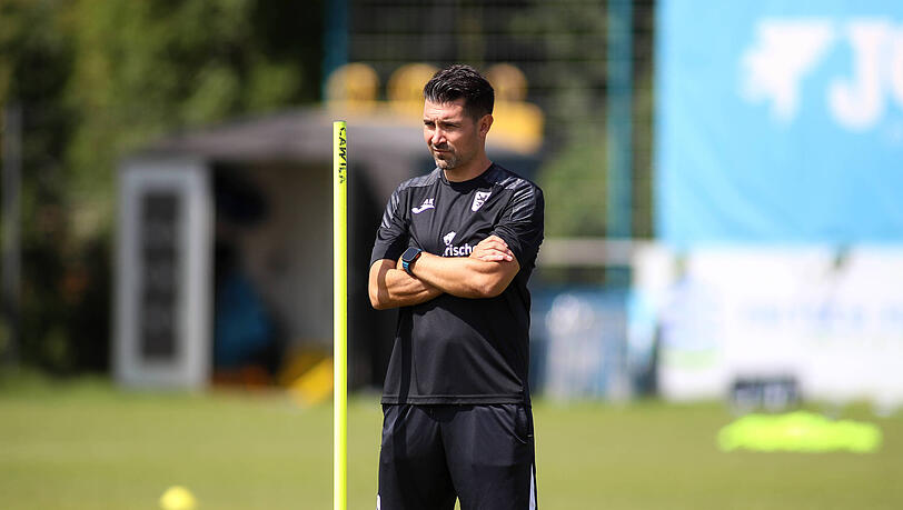 Seit wenigen Wochen Cheftrainer beim TSV 1860: Alper Kayabunar. Seit wenigen Wochen Cheftrainer beim TSV 1860: Alper Kayabunar.