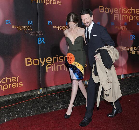 Der Regisseur Oliver Berben und seine Freundin Katrin Kraus