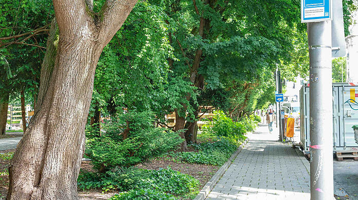 Münchner Polizei rüstet die Sicherheitsmaßnahmen im Alten Botanischen Garten auf.