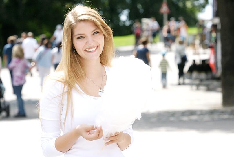 Antonia Berg: Sie ist unter den Top 30 der zahlreichen Bewerberinnen. Wird Antonia die "Schöne Münchnerin 2011"?