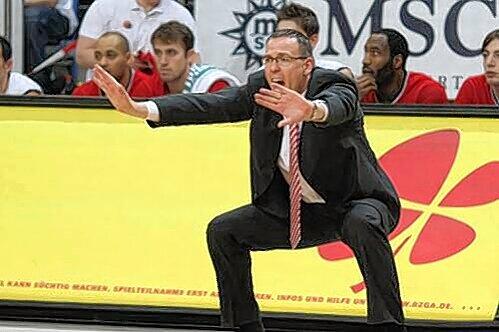 Verstand im letzten Viertel die Welt nicht mehr: Bambergs Chaftrainer Chris Fleming.