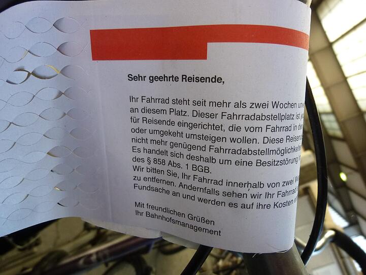 Die Bahn räumt auf: Am Hauptbahnhof werden alle Schrotträder eingesammelt.