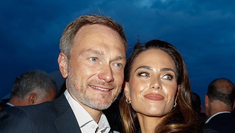 Christian Lindner und seine Ehefrau Franca Lehfeldt werden im Frühjahr 2025 erstmals Eltern.