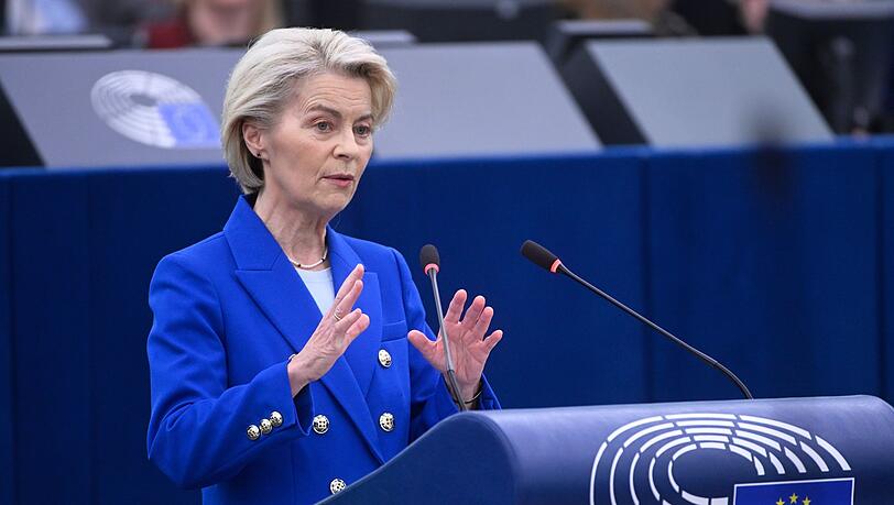 EU-Kommissionspräsidentin Ursula von der Leyen hatte sich bereits im Juli einem Misstrauensvotum stellen müssen. (Archivbild)