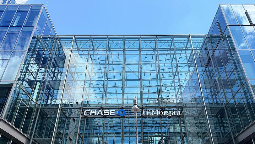 Schrittweise will Chase ihr App-basiertes Angebot f&uuml;r Privatkunden in Deutschland ausbauen und "zu einer f&uuml;hrenden digitalen Hausbank" f&uuml;r Verbraucher werden.