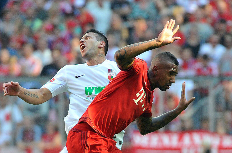 Jerome Boateng - Note 4 - Ist es ja inzwischen gewohnt, den einzigen Innenverteidiger zu geben. Gegen Augsburg hätte es über weite Strecken nicht mal den gebraucht, so defensiv traten die Schwaben auf. Boateng hatte also Zeit, sich um lange Pässe zu kümmern. Das gelang diesmal nur mäßig, viele Abspiele landeten beim Gegner.