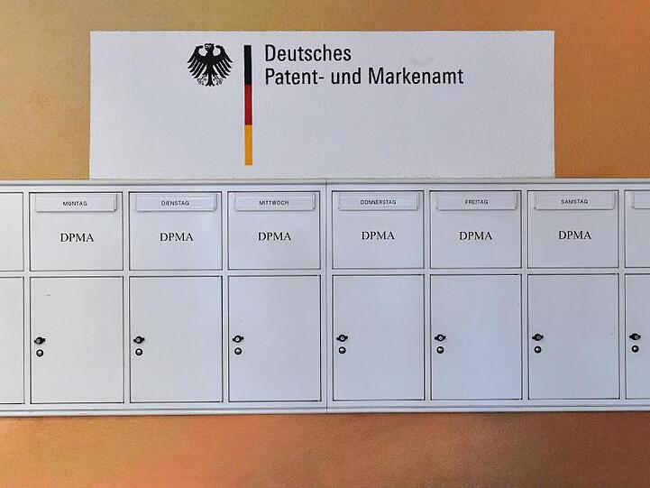 Briefkästen des Deutschen Patent- und Markenamts. Foto: Martin Schutt/zb/dpa