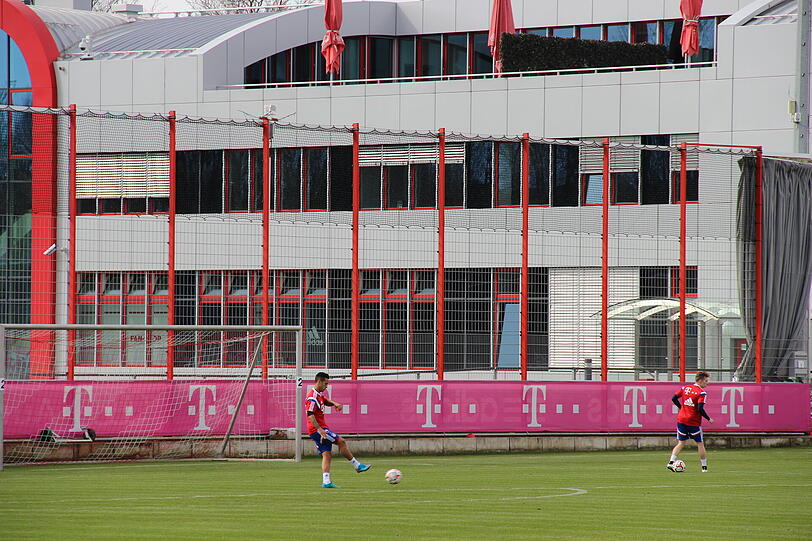 Am Dienstag gab's an der Säbener Straße ein öffentliche Trainingseinheit. Hier gibt's die Bilder!