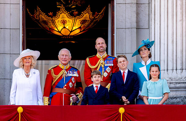 Am 14. Juni 2025 war die diesjährige "Trooping the Colour"-Parade in London. König Charles' engste Familienmitglieder, unter anderem seine drei Enkel, feierten mit ihm.