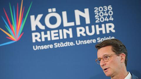 NRW-Ministerpr&auml;sident Hendrik W&uuml;st spricht von einer "richtig starken Nachricht". (Archivbild)
