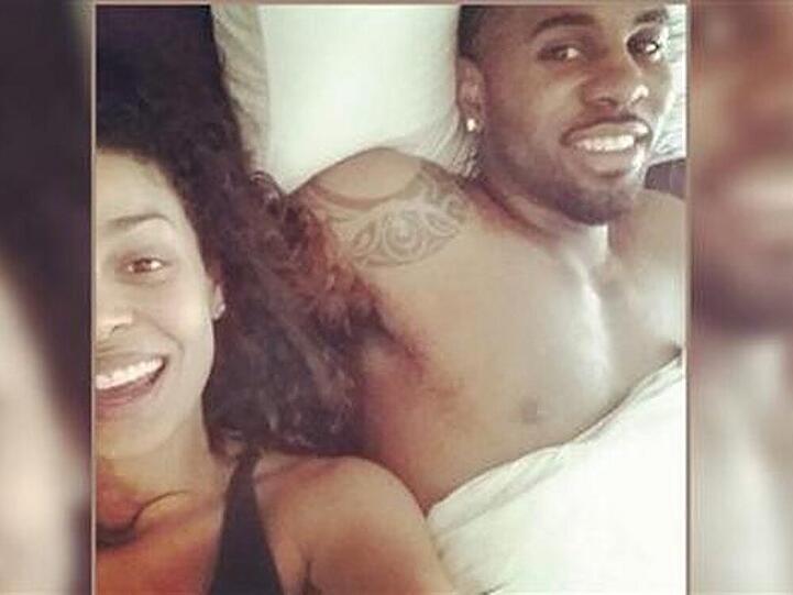 Jason Derulo und Freundin Jordin Sparks haben sichtbar Spaß in ihrem Bett