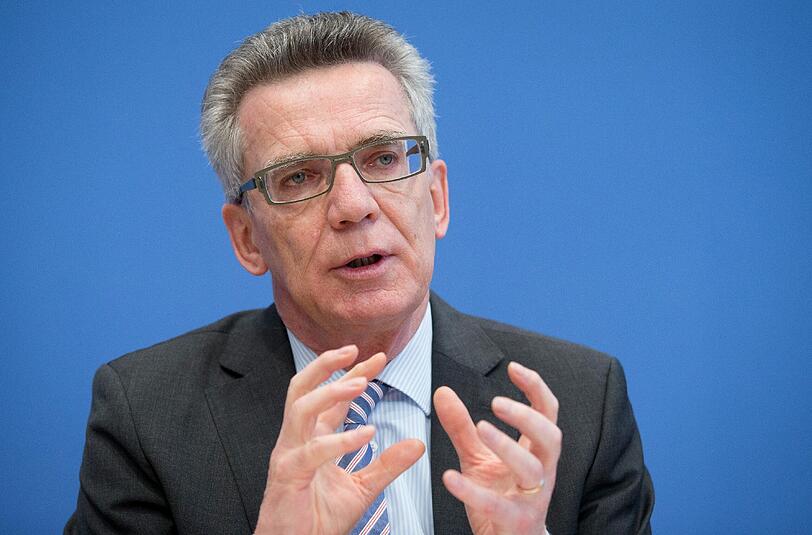 Thomas de Maiziere ist derzeit in Afghanistan, um die Menschen dort zu überzeugen, nicht nach Deutschland zu fliehen.