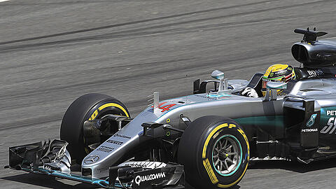 Lewis Hamilton beim zweiten Freien Formel-1-Training zum Großen Preis von Brasilien.