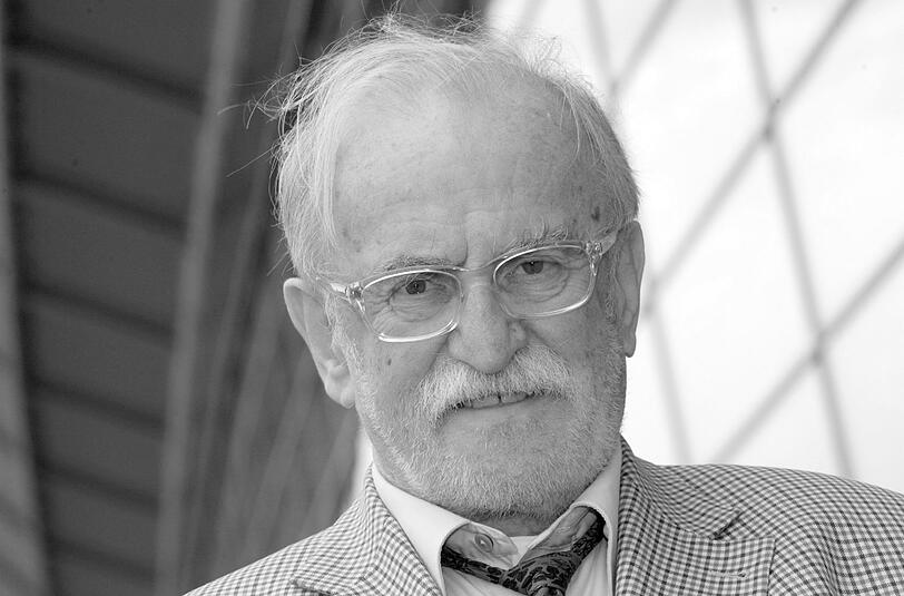 19. August: Fritz Rau (83): Der Konzertveranstalter holte jahrzehntelang die bedeutendsten Musikgrößen von Jazz bis Rock und Pop nach Deutschland. Daneben betreute er deutsche Stars und organisierte große Open-Air-Konzerte.
