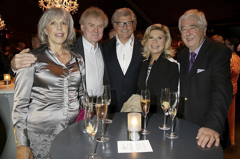 Sepp Maier und Frau Monika, Marianne und Michael, Fritz Scherer