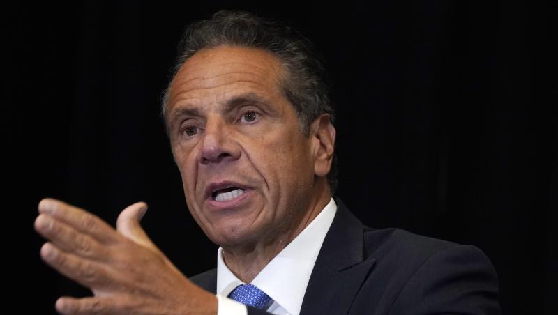 Andrew Cuomo hat einer Untersuchung zufolge während seiner Amtszeit mehrere Frauen sexuell belästigt.