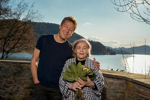 Schauspieler Max Müller und seine Mutter Mathilde. Schauspieler Max Müller und seine Mutter Mathilde.