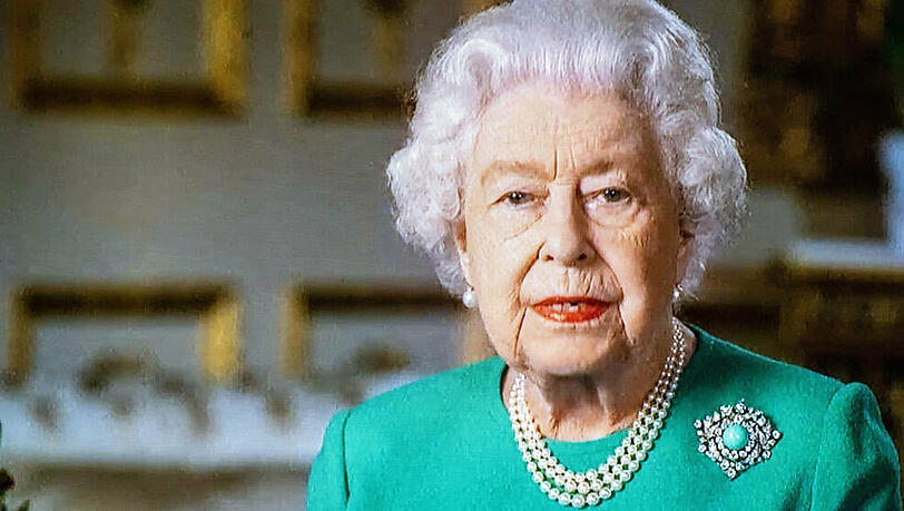 Die Queen hielt aufgrund der Corona-Krise eine TV-Ansprache. Die Queen hielt aufgrund der Corona-Krise eine TV-Ansprache.