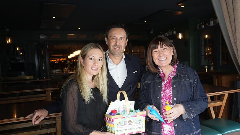 V.l.: Madeleine Heinrich, Mario Pargger und Petra Reiter.