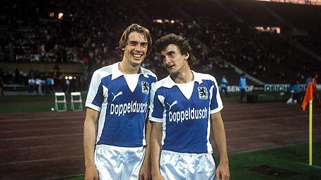 Wolfgang Sidka (li.) und Rudi Völler trugen 1981 das Löwen-Trikot.