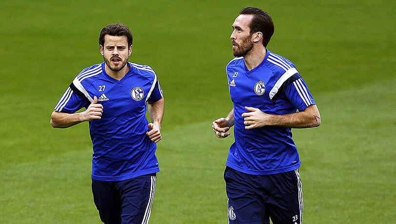 Ausgelaufen auf Schalke: Tranquillo Barnetta (links) und Christian Fuchs. Ausgelaufen auf Schalke: Tranquillo Barnetta (links) und Christian Fuchs.
