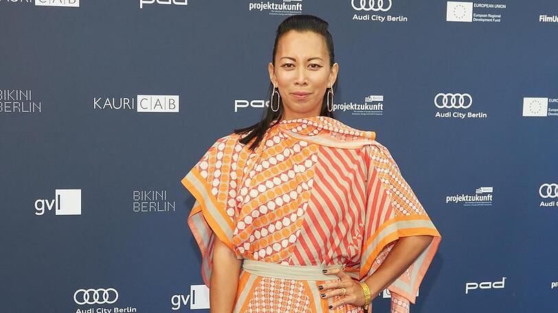Minh-Khai Phan-Thi stach in diesem Outfit aus der Menge hervor