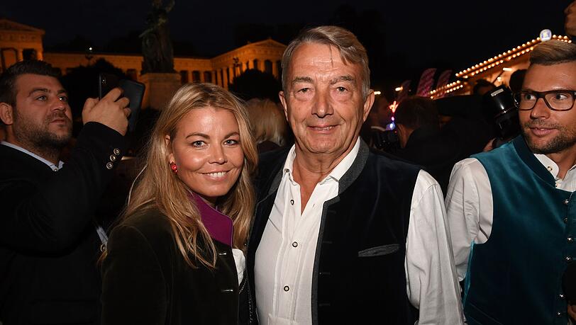 Marion Popp verließ Noch-Ehemann Wolfgang Niersbach im Dezember 2024. Nun soll die Blondine wieder viel Zeit mit Ex-Partner Marcus Höfl verbringen.