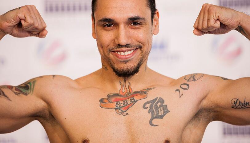 Kein Kindergeburtstag: Rapper B-Tight (33) will den frisch gebackenen Vater Rocco Stark (26) seine Faust schmecken lassen.