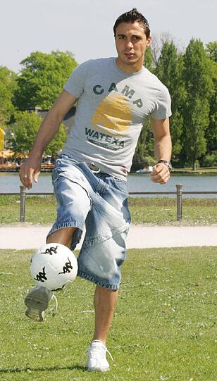 Nach einer über zehnjährigen Odyssee strandete Göktan 2006 schließlich als vereinsloser Spieler wieder in München. Er hielt sich im Englischen Garten fit, ehe er zu den Löwen ging.