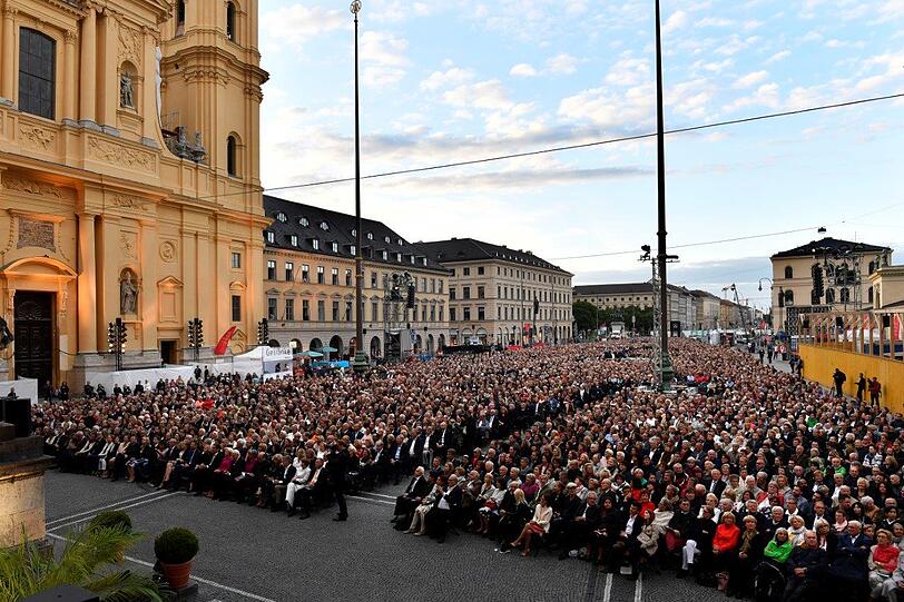Einzigartiger Atmosphäre am Odeonsplatz