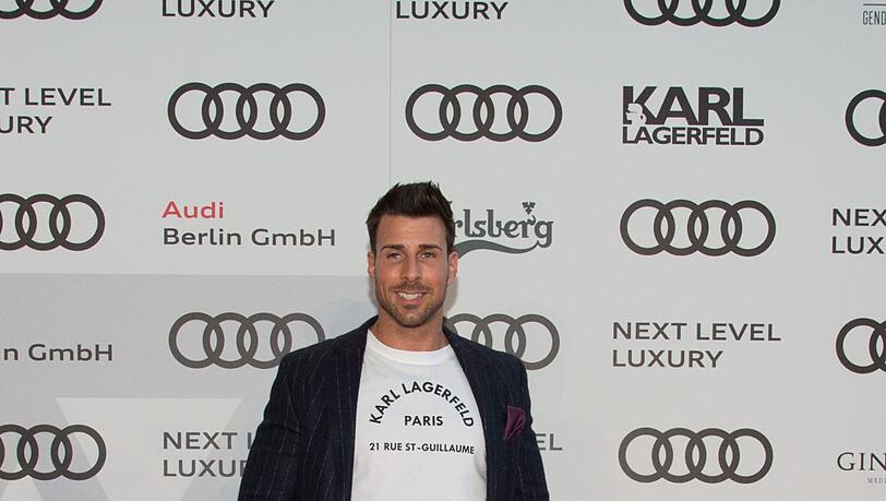 Mag "große und schnelle Autos": Ex-Bachelor Leonard Freier. Mag "große und schnelle Autos": Ex-Bachelor Leonard Freier.