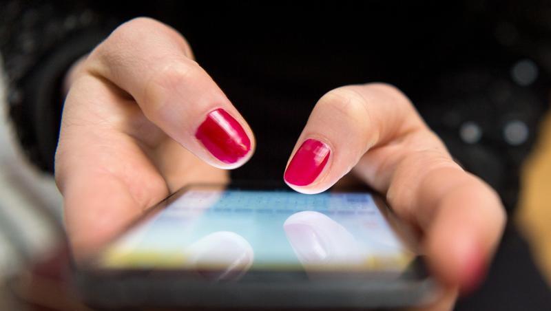 Laut Umfrage spielen die Menschen in Deutschland am liebsten auf dem Smartphone. Laut Umfrage spielen die Menschen in Deutschland am liebsten auf dem Smartphone.