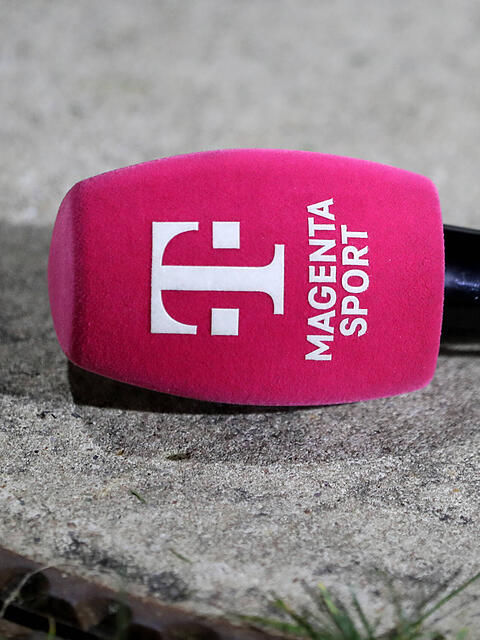 Magenta Sport überträgt das Spiel des TSV 1860 gegen Verl im Livestream. (Symbolbild)