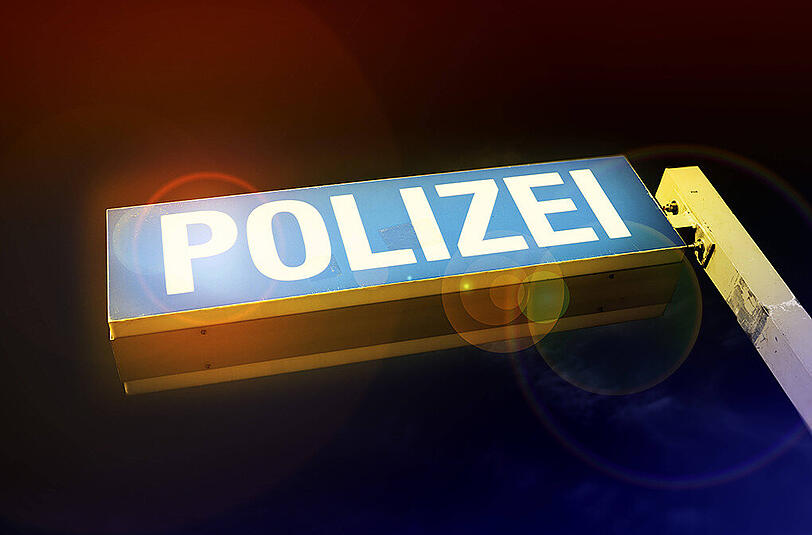 Der 55-Jährige fuhr mit 0,6 Promille im Blut mit dem Auto zur Polizeiwache. (Symbolbild)