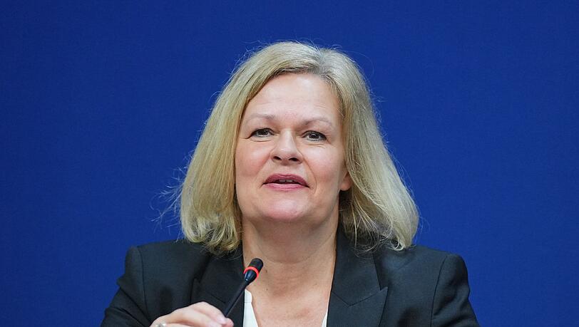 Nancy Faeser (SPD), Bundesministerin des Innern und Heimat, spricht.