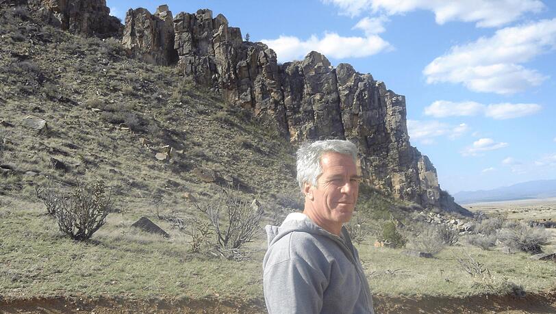 Jeffrey Epstein steht im Zentrum eines Skandals, der weite Kreise nicht nur in die US-amerikanische Politik und High Society zieht.