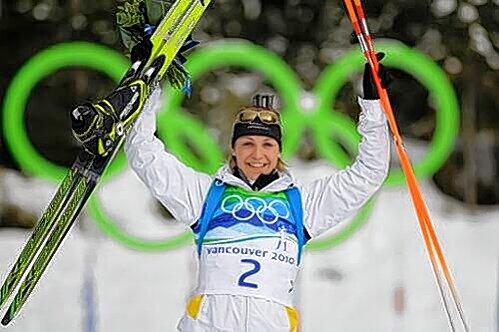 Unbändige Freude nach dem ersten Olympiasieg: Magdalena Neuner.