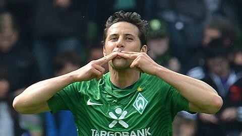Claudio Pizarro soll in der kommenden Saison wieder für den FC Bayern jubeln.