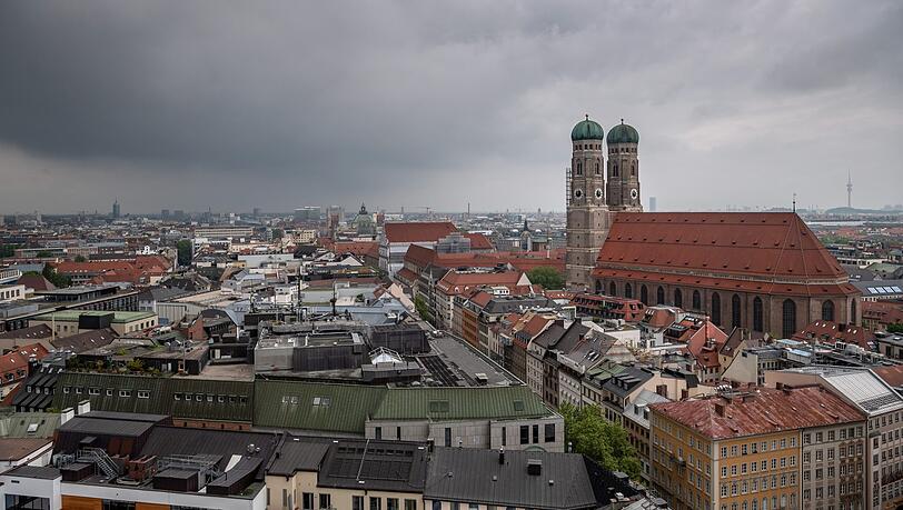 Die Frauenkirche wird ab September ohne Gerüst zu sehen sein. Die Frauenkirche wird ab September ohne Gerüst zu sehen sein.