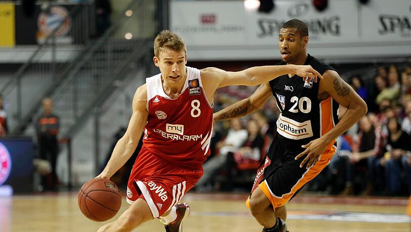 Nicht zu stoppen: Heiko Schaffartzik und die Basketballer des FC Bayern. Nicht zu stoppen: Heiko Schaffartzik und die Basketballer des FC Bayern.